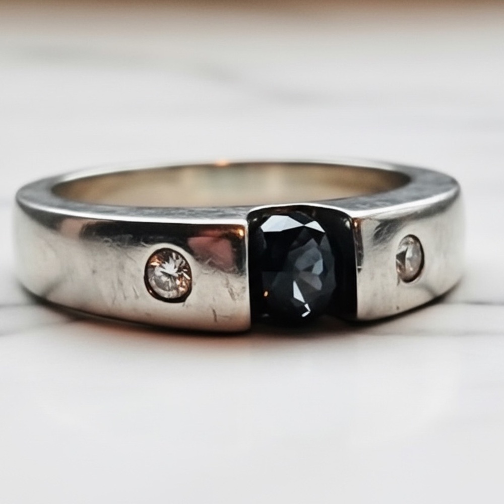 18K White Gold Designer Lynn Strong Studio Black Diamond Spinning Ring